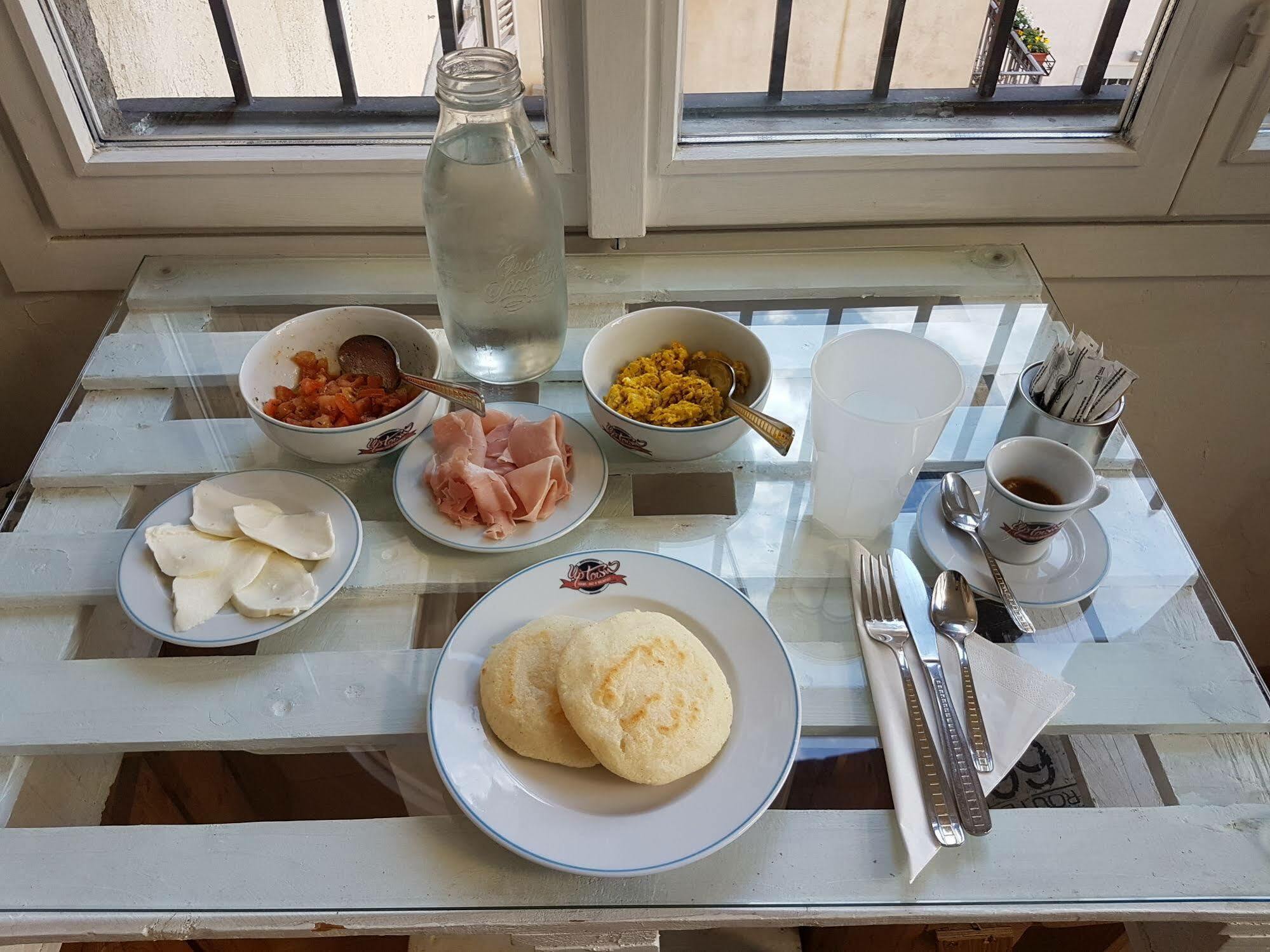 Uptown B'N'B Hotel Bergamo Ngoại thất bức ảnh