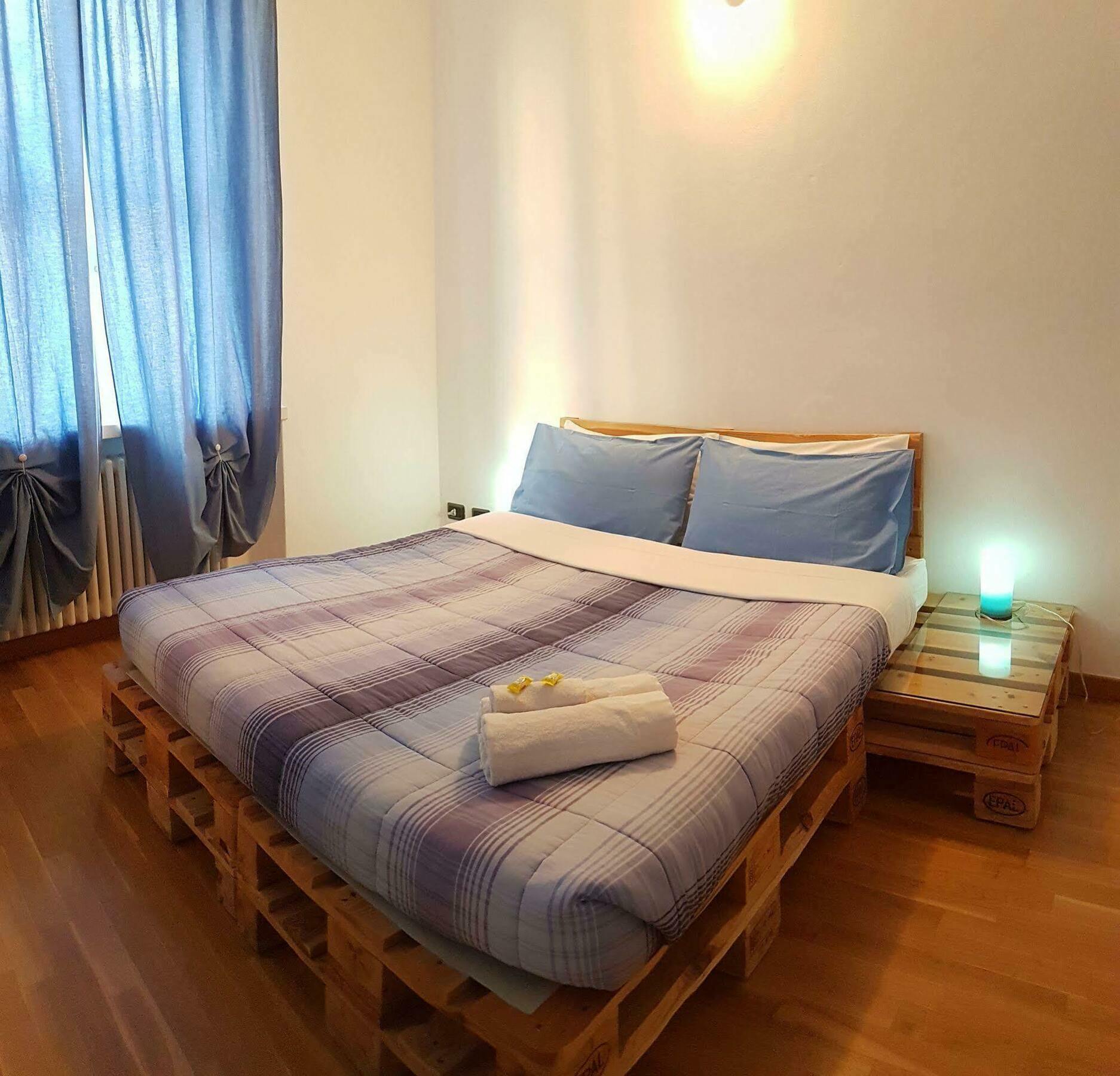 Uptown B'N'B Hotel Bergamo Ngoại thất bức ảnh